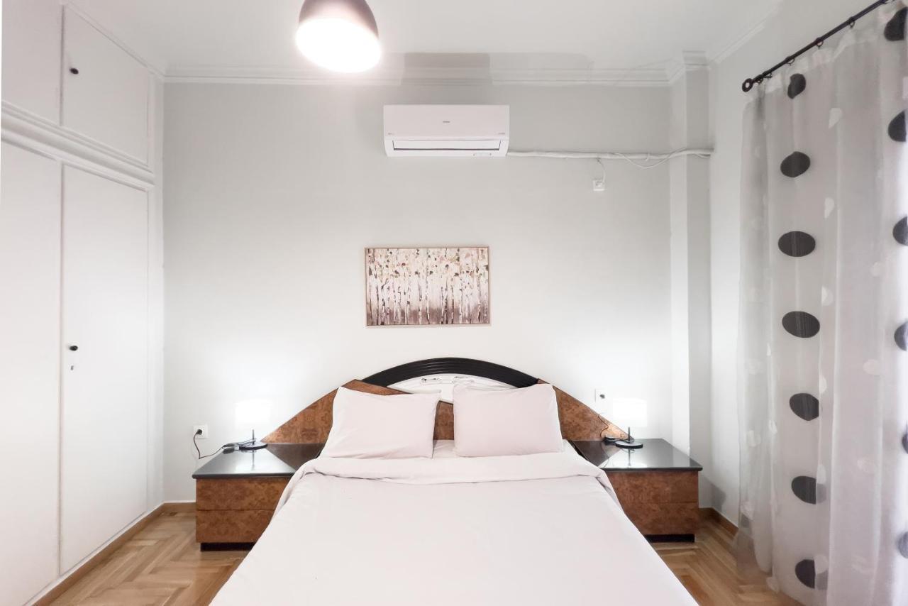 Cozy Cityscape Apartment In Atenas Exterior foto