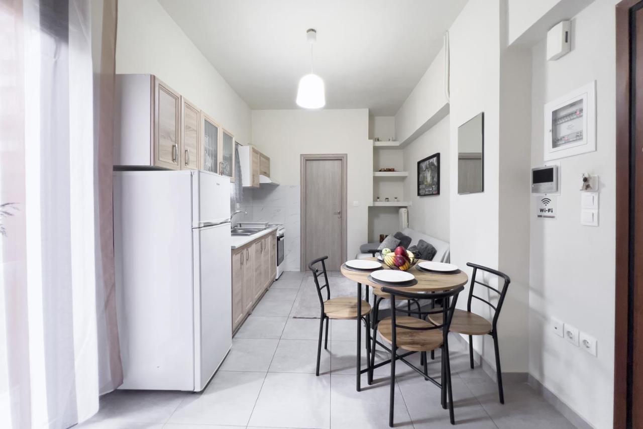 Cozy Cityscape Apartment In Atenas Exterior foto