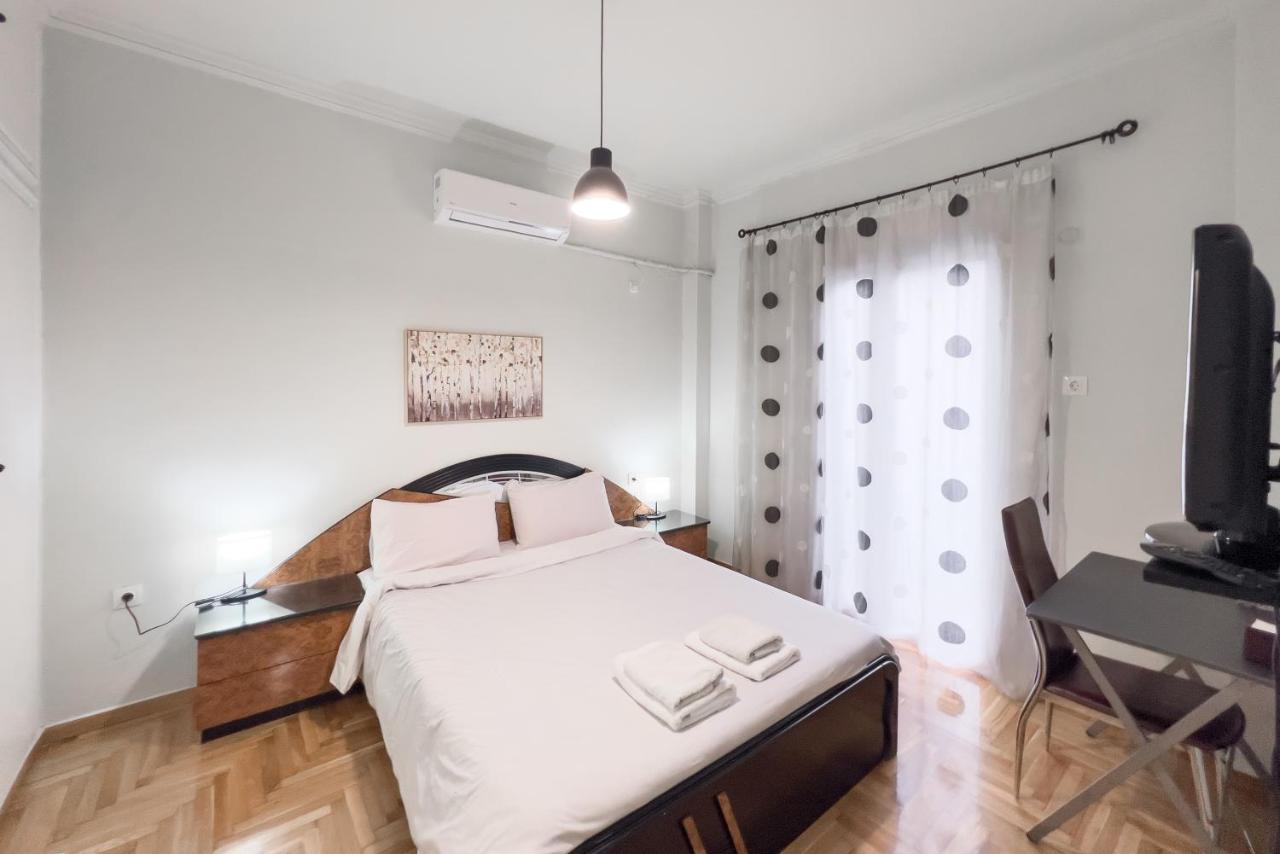 Cozy Cityscape Apartment In Atenas Exterior foto